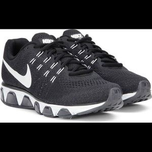 NWT Nike Air Max Tailwind Running Shoes